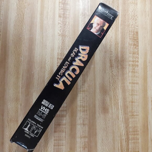 Dracula Dead and Loving It VHS 1996 Leslie Nielsen Mel Brooks Horror Comedy Vamp - Picture 2 of 6